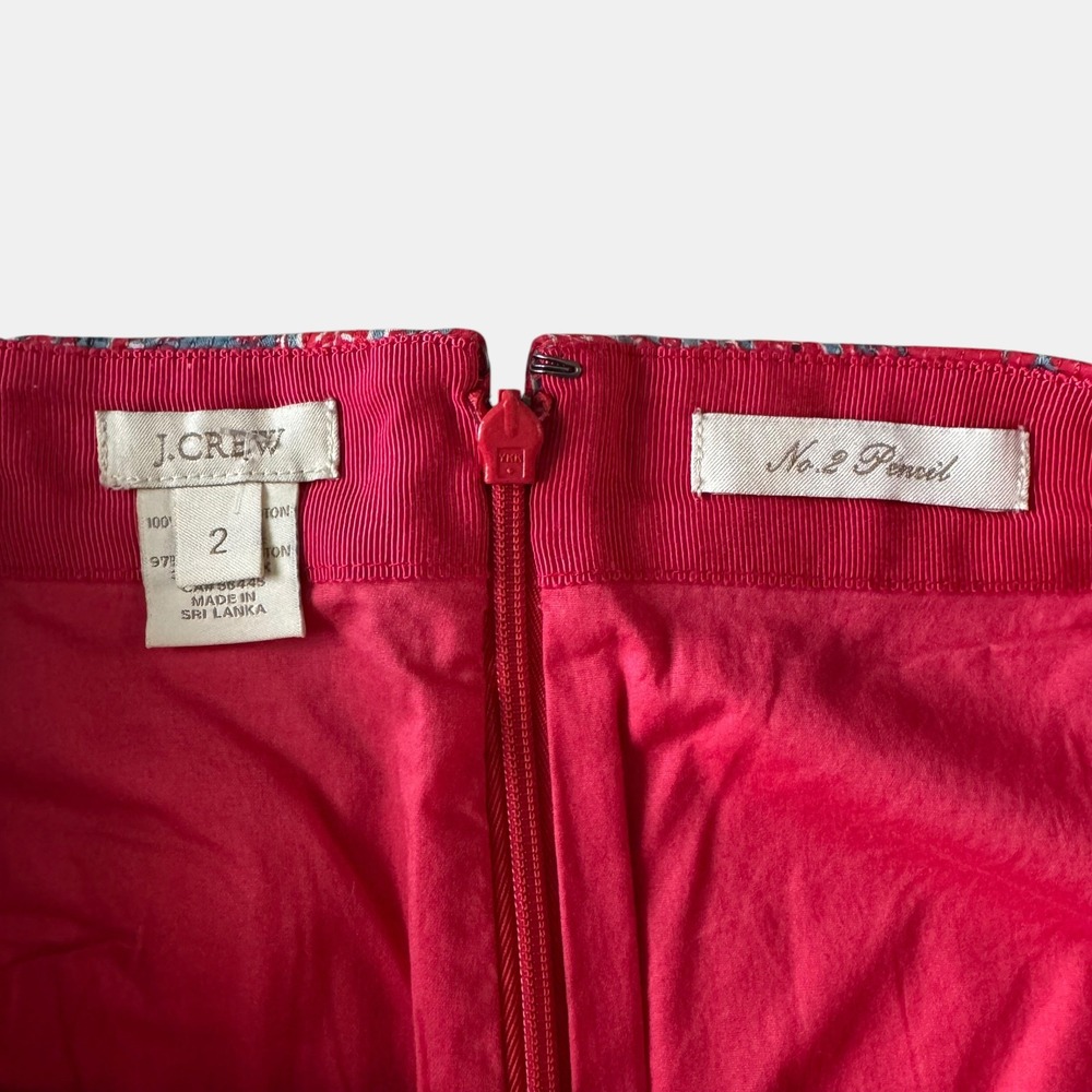 J.Crew No 2 Pencil Skirt Red Blue Paisley Cotton Pique sz 2 preppy academia bold - Picture 2 of 8